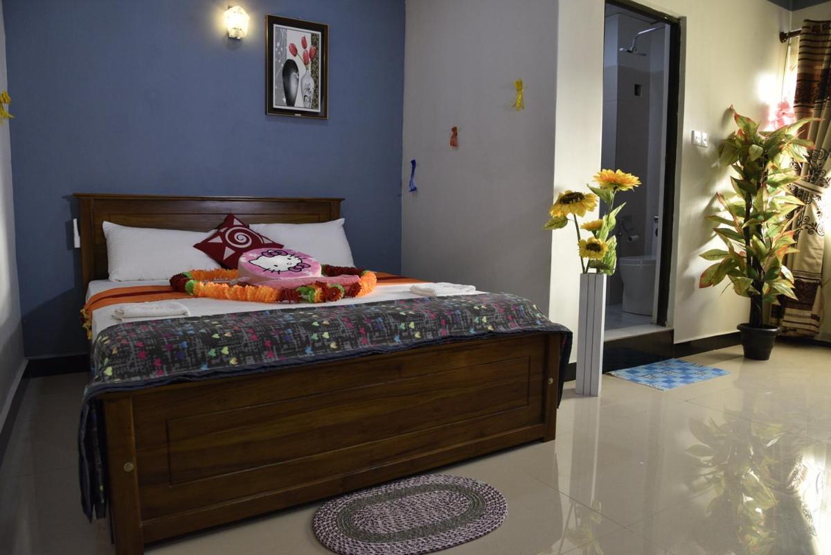Global City Hotel Maligawatta Exterior photo
